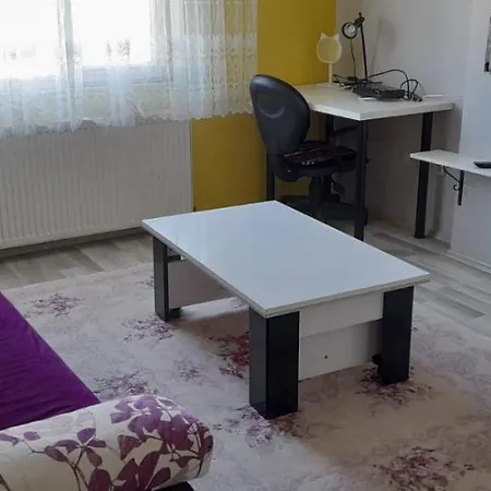 Apartamento مفروشة في قرب المركز المالي Estambul